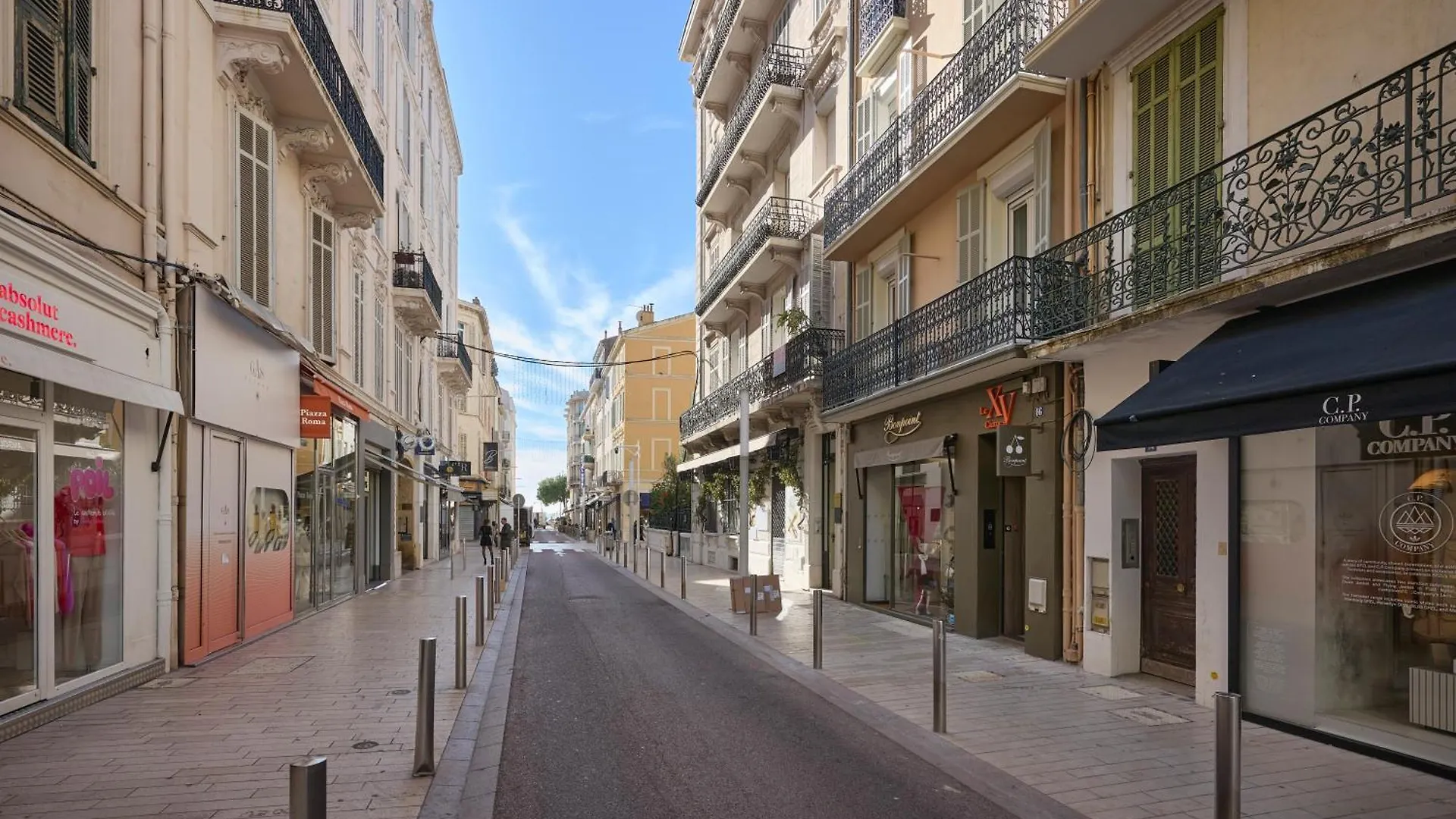 Le XV Cannes 0*,
